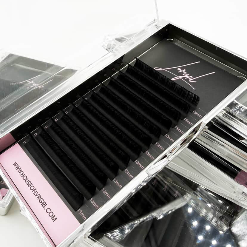 0.05 After Hours Cashmere Lash Trays
