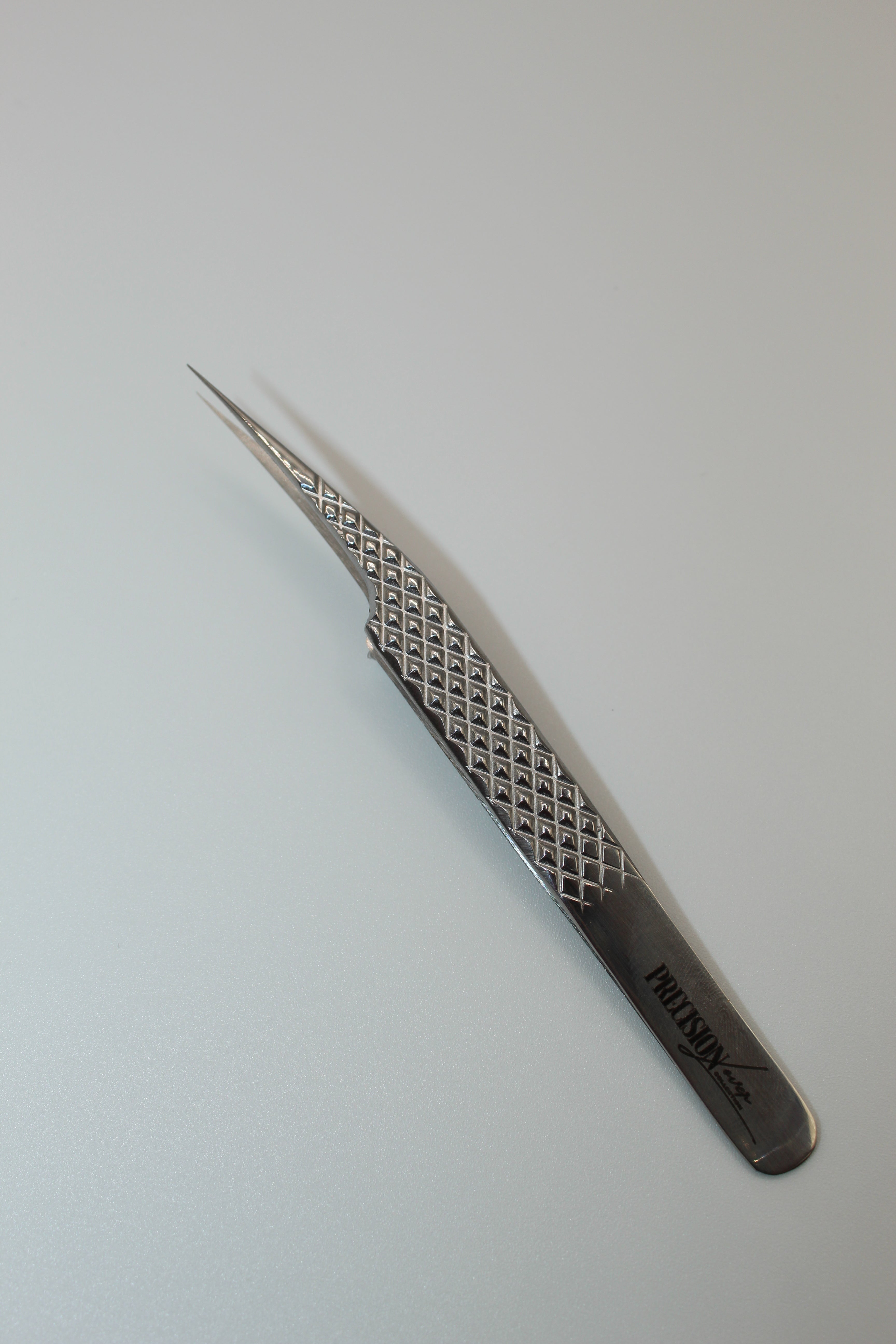 Devotion Tweezer- Straight Isolation